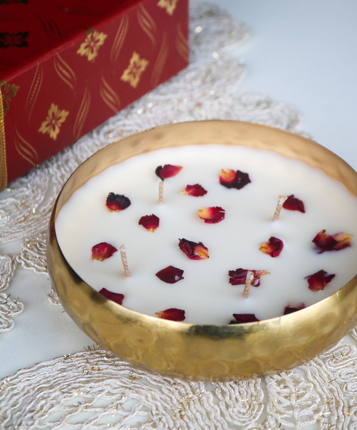 Hammered urli Scented Candle