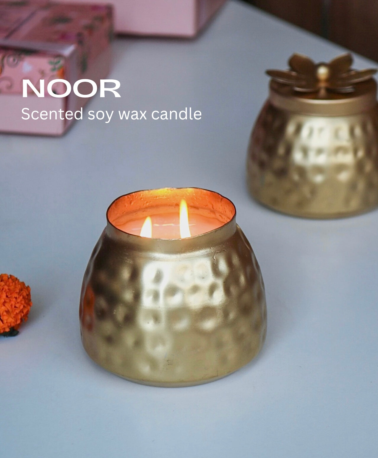 Noor scented candle